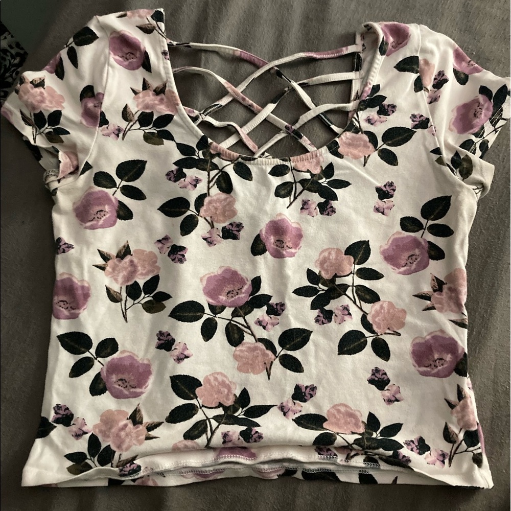 cropped flower tee